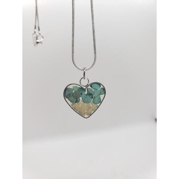 Heart Shaped Pendant Necklace Silver with Turquoise Chip & Beach Sand Inlay - Picture 11 of 14
